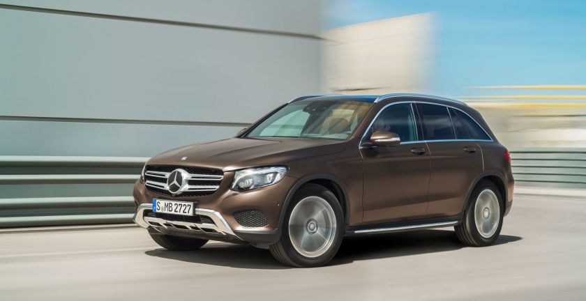 In November 2016, Mercedes-Benz had already surpassed its total worldwide unit sales of 2015